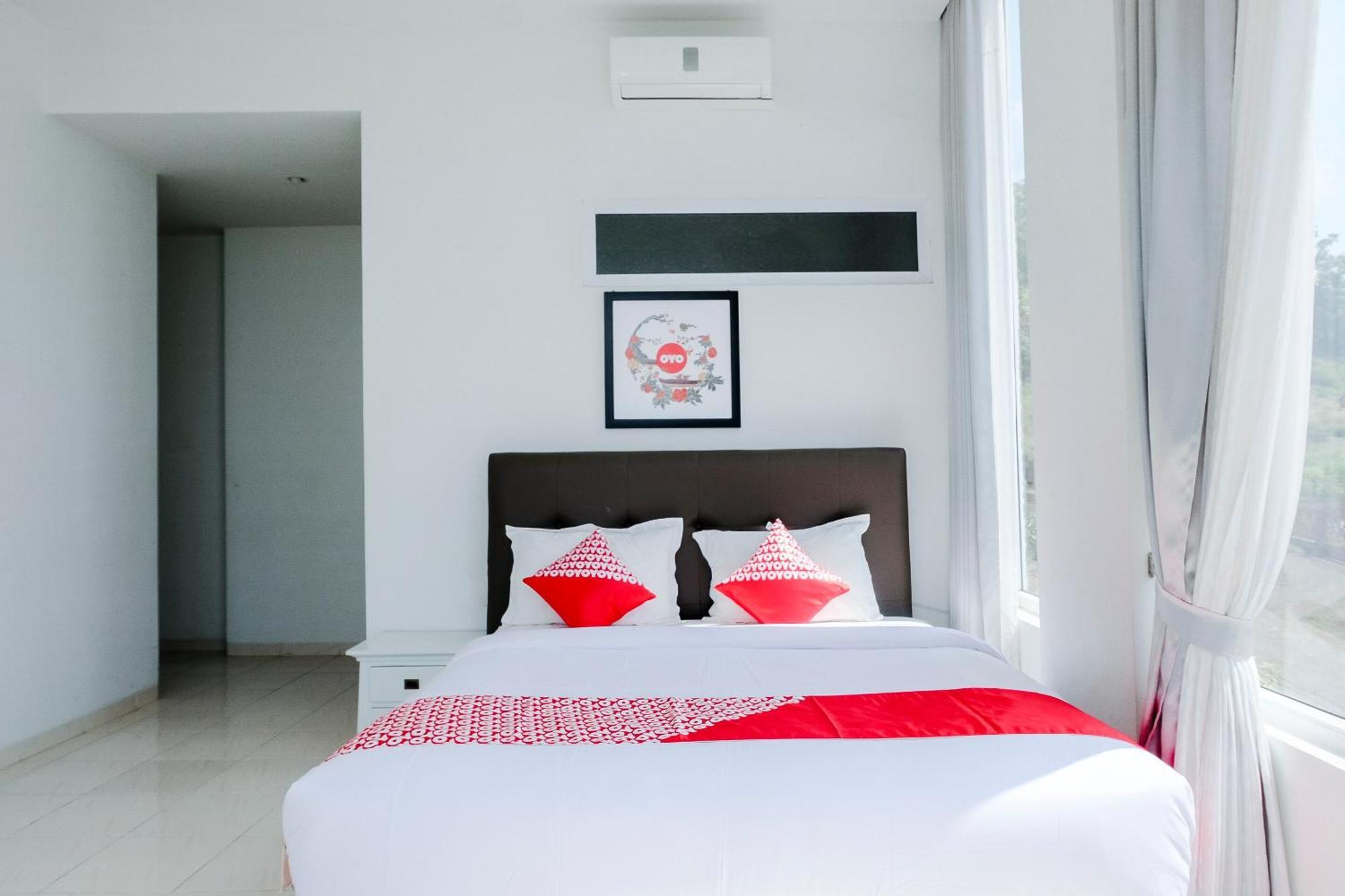 OYO 1194 Villa Bukit Panderman Residence Batu  Exteriör bild