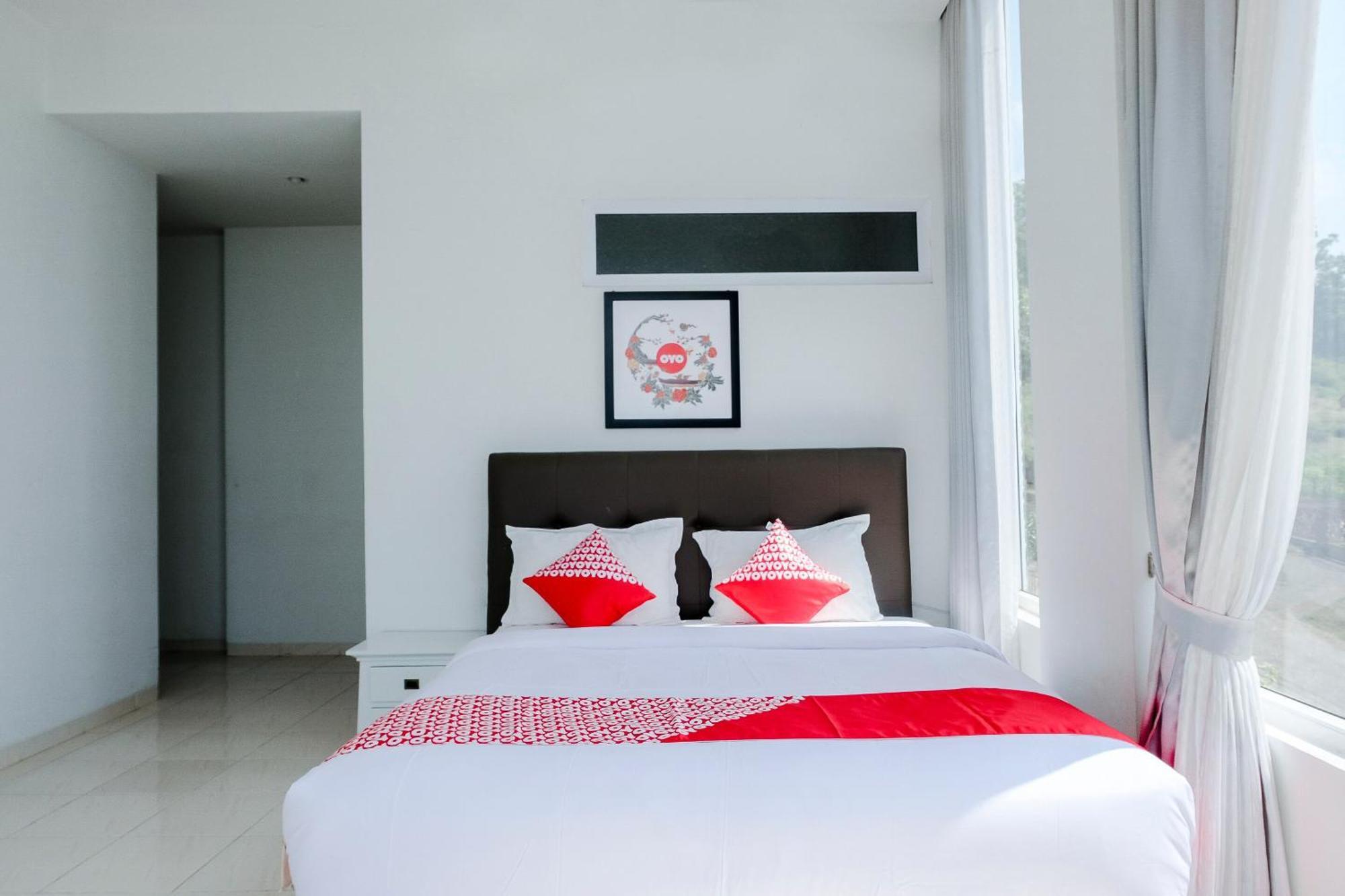 OYO 1194 Villa Bukit Panderman Residence Batu  Exteriör bild