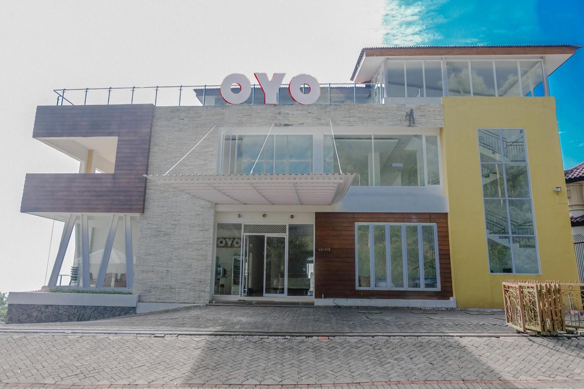OYO 1194 Villa Bukit Panderman Residence Batu  Exteriör bild