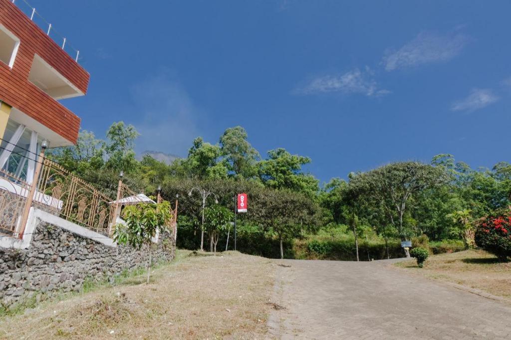 OYO 1194 Villa Bukit Panderman Residence Batu  Exteriör bild