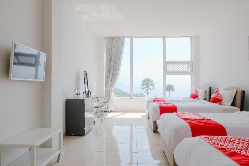 OYO 1194 Villa Bukit Panderman Residence Batu  Exteriör bild