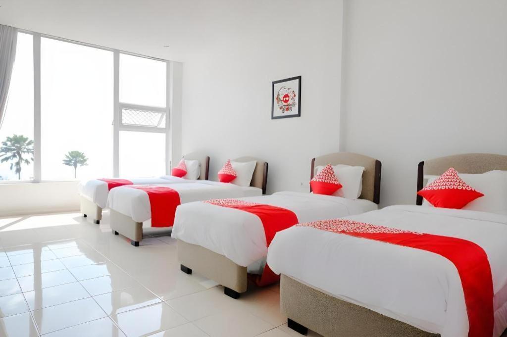OYO 1194 Villa Bukit Panderman Residence Batu  Exteriör bild