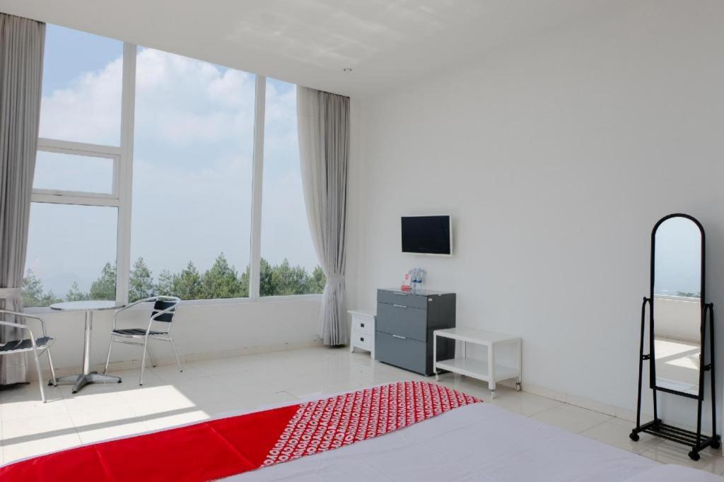 OYO 1194 Villa Bukit Panderman Residence Batu  Exteriör bild
