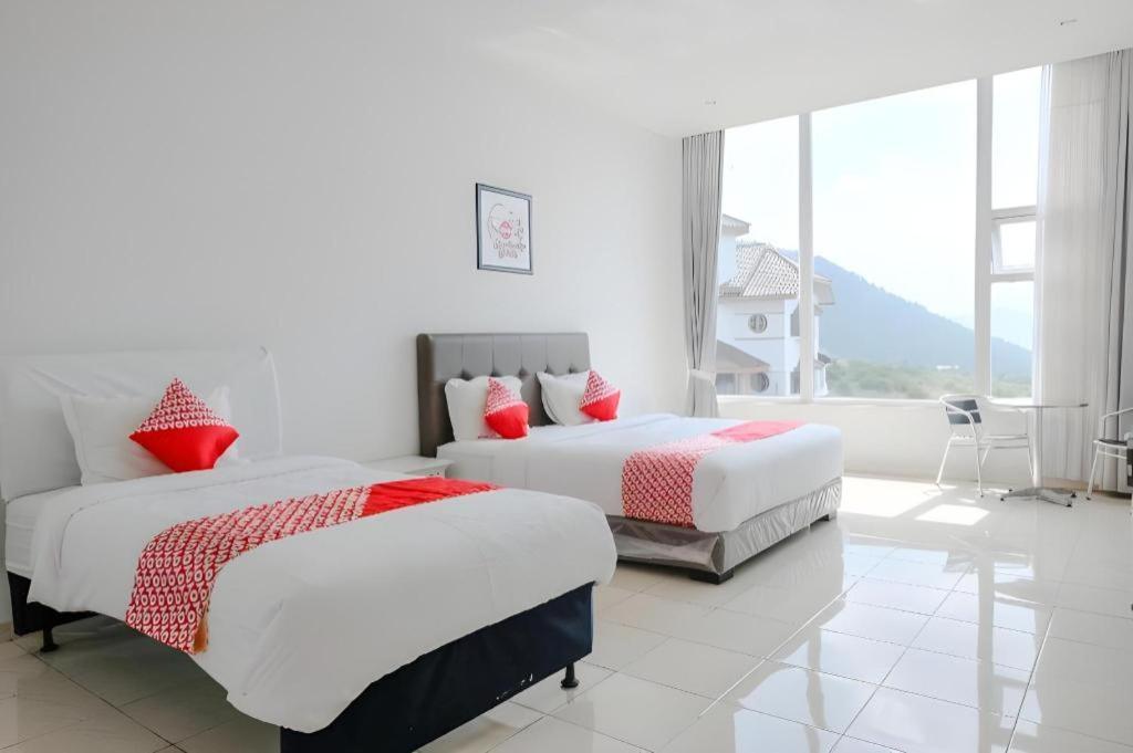 OYO 1194 Villa Bukit Panderman Residence Batu  Exteriör bild