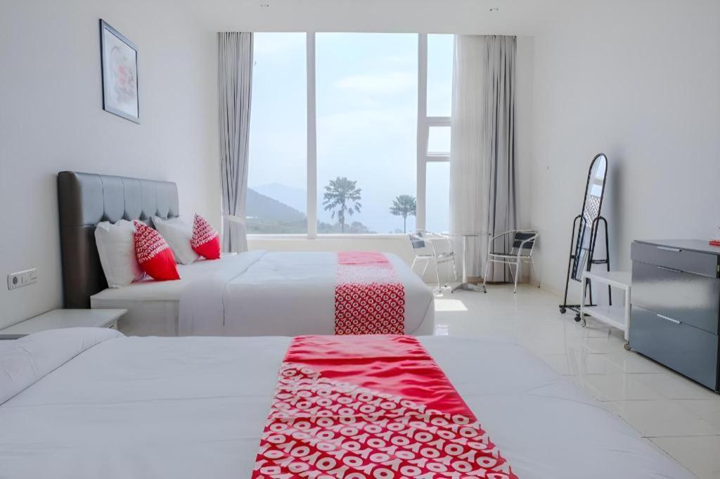 OYO 1194 Villa Bukit Panderman Residence Batu  Exteriör bild
