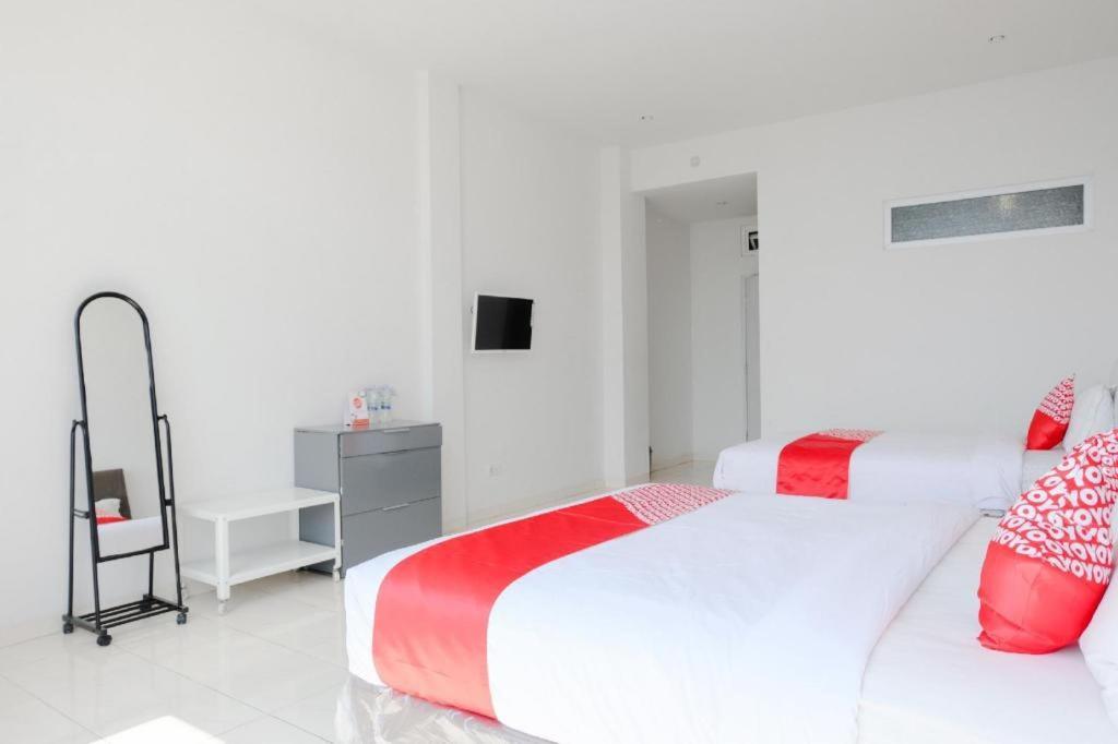 OYO 1194 Villa Bukit Panderman Residence Batu  Exteriör bild