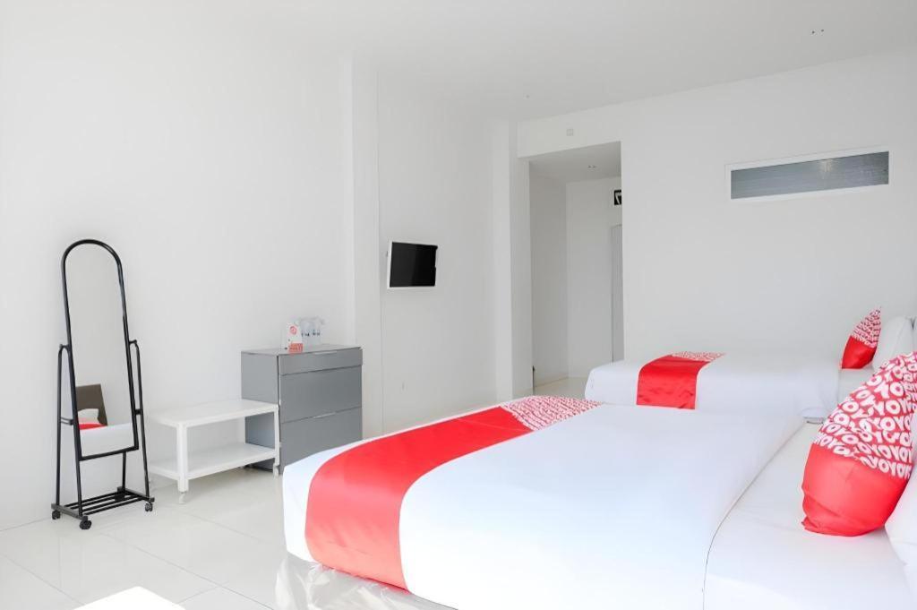 OYO 1194 Villa Bukit Panderman Residence Batu  Exteriör bild
